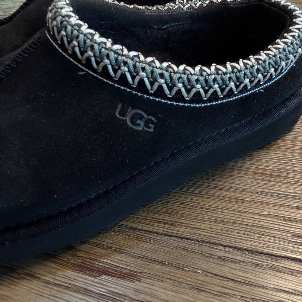 UGG Tasman Black Suede Sheepskin Lined Slip On Clog Slippers Women's 6 - Picture 12 of 12